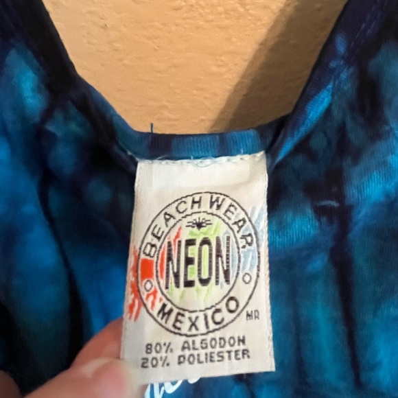 SWIMSUIT COVERUP OR SUNDRESS - Picture 3 of 7